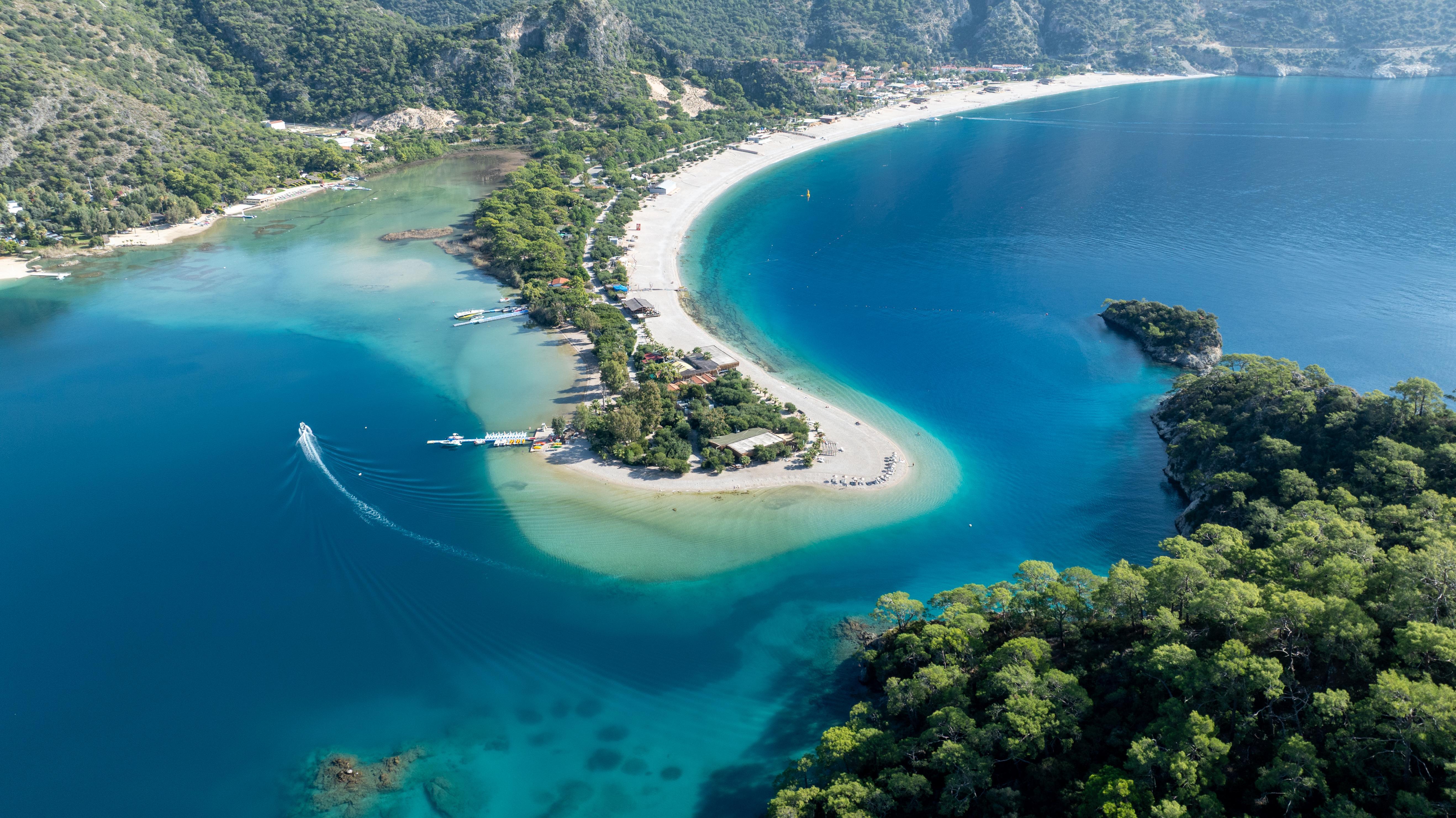 Ege ve Akdeniz Tatili İçin En İyi Rotalar ve Gezi Rehberi