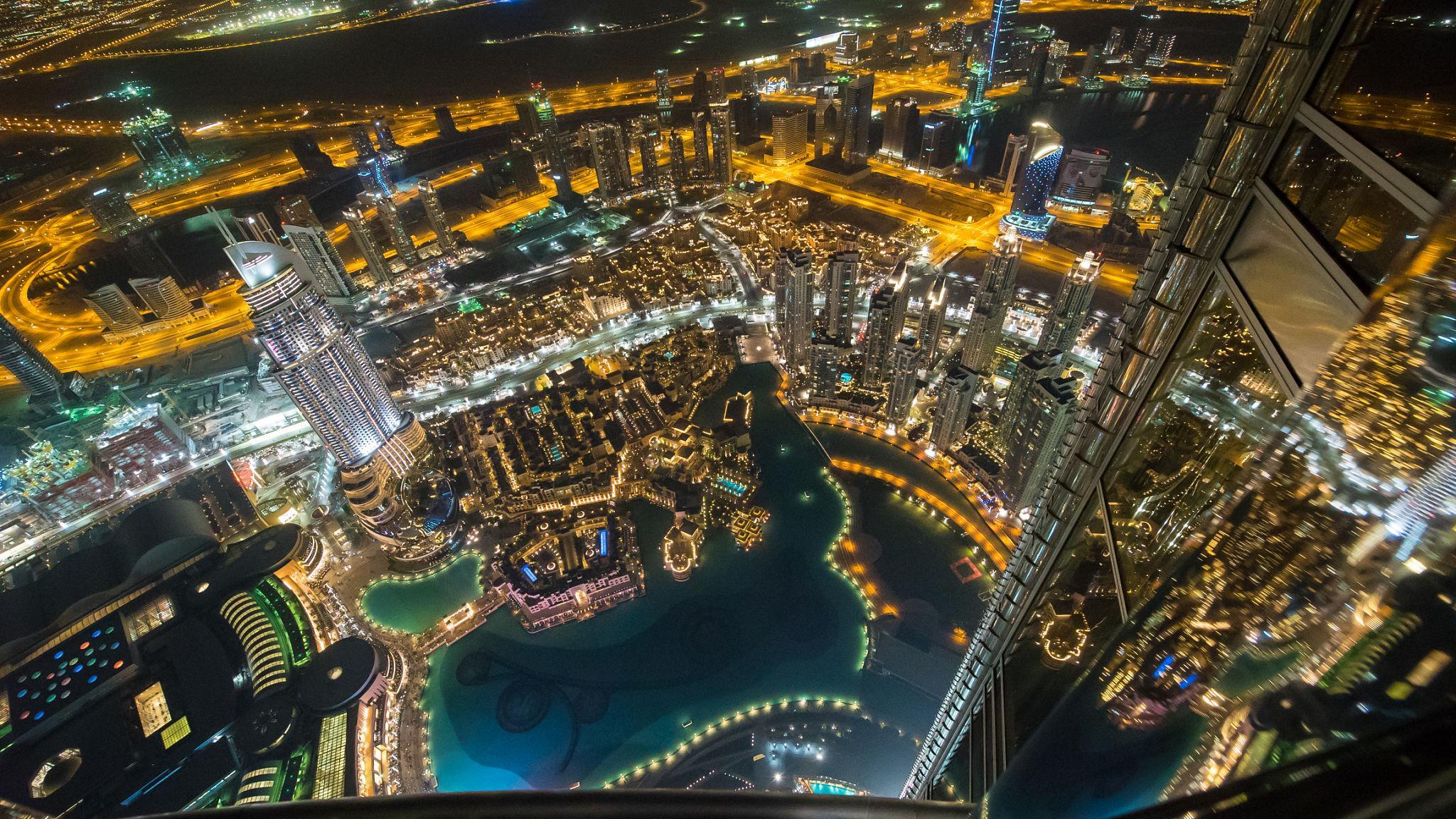 Dubai ile Burj Khalifa’dan Çöl Safarilerine Uzanan Yolculuk