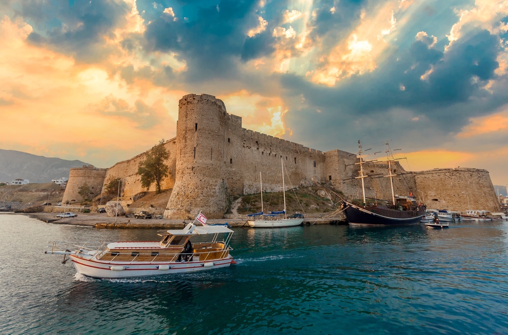 Kıbrıs'ta Unutulmaz Bir Tatil İçin Otel ve Paket Tur Önerileri