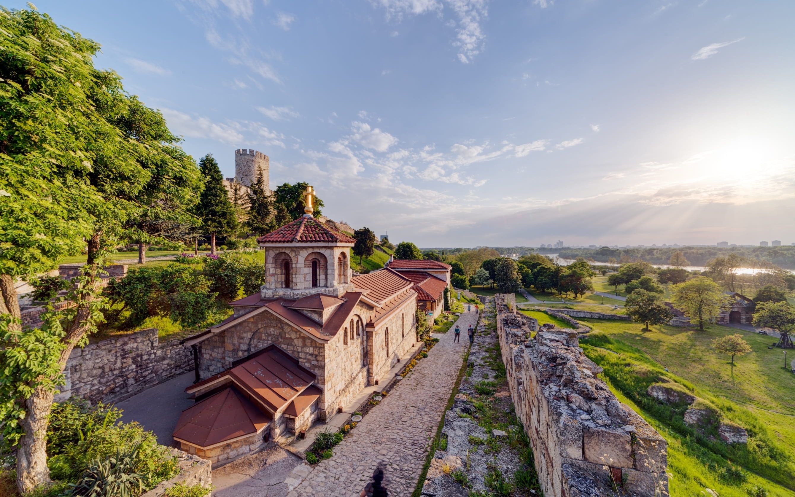 Otobüslü Orta Avrupa Masalı Turu İzmir Çıkışlı