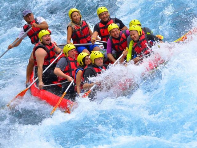 İkonik Düzce Rafting Turu Günübirlik İstanbul Çıkışlı