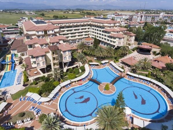 Nova Park Hotel
