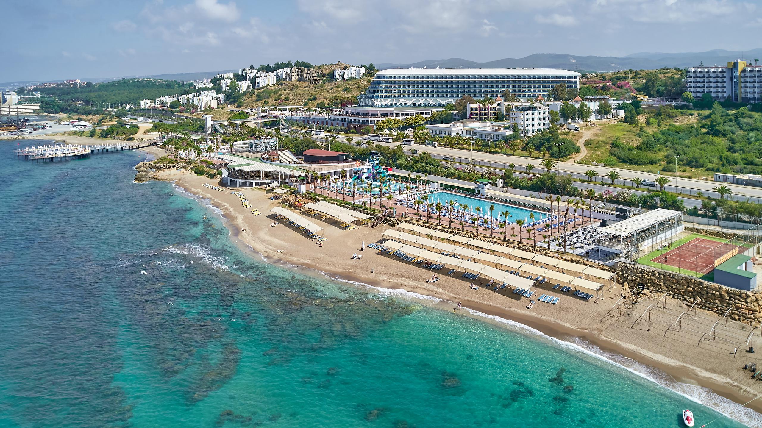 Vikingen Infinity Resort & Spa