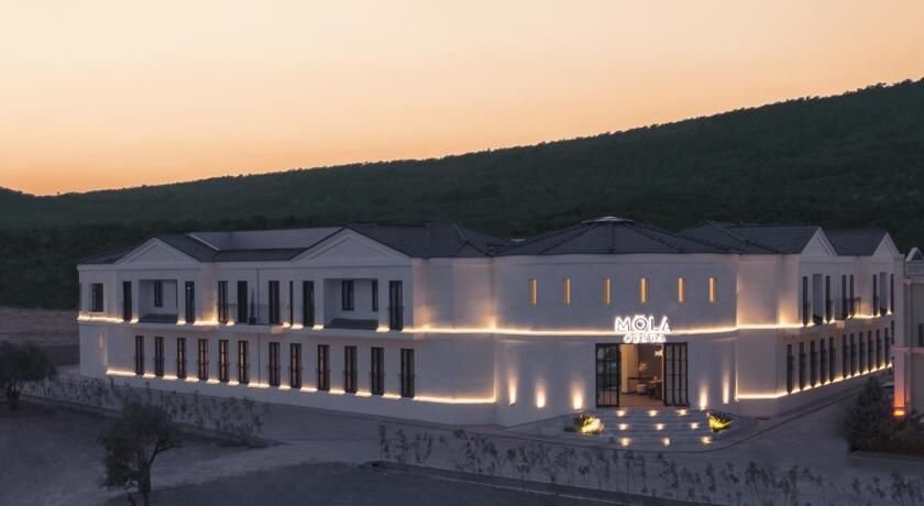 Mola Cunda Hotel