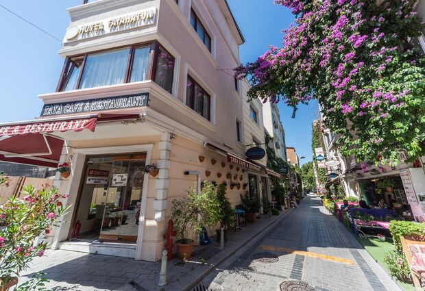 Tayahatun Hotel