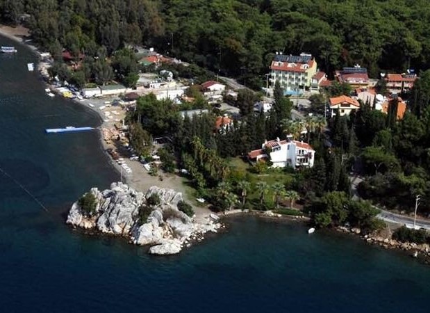 Anerissa Hotel