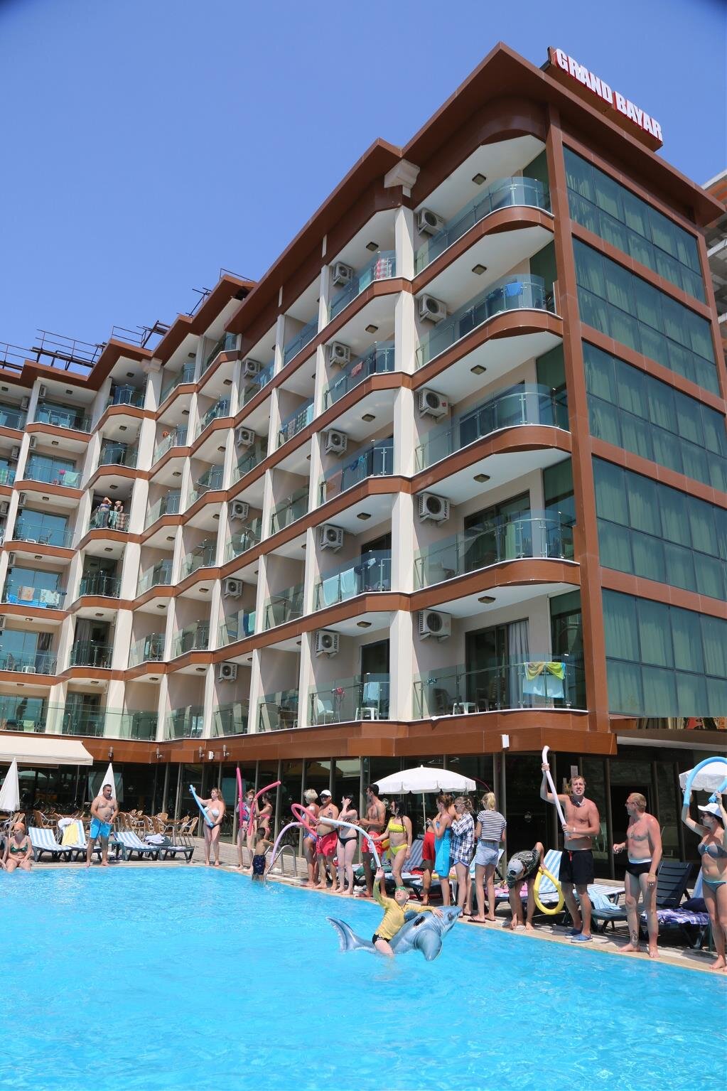 Grand Bayar Beach Hotel