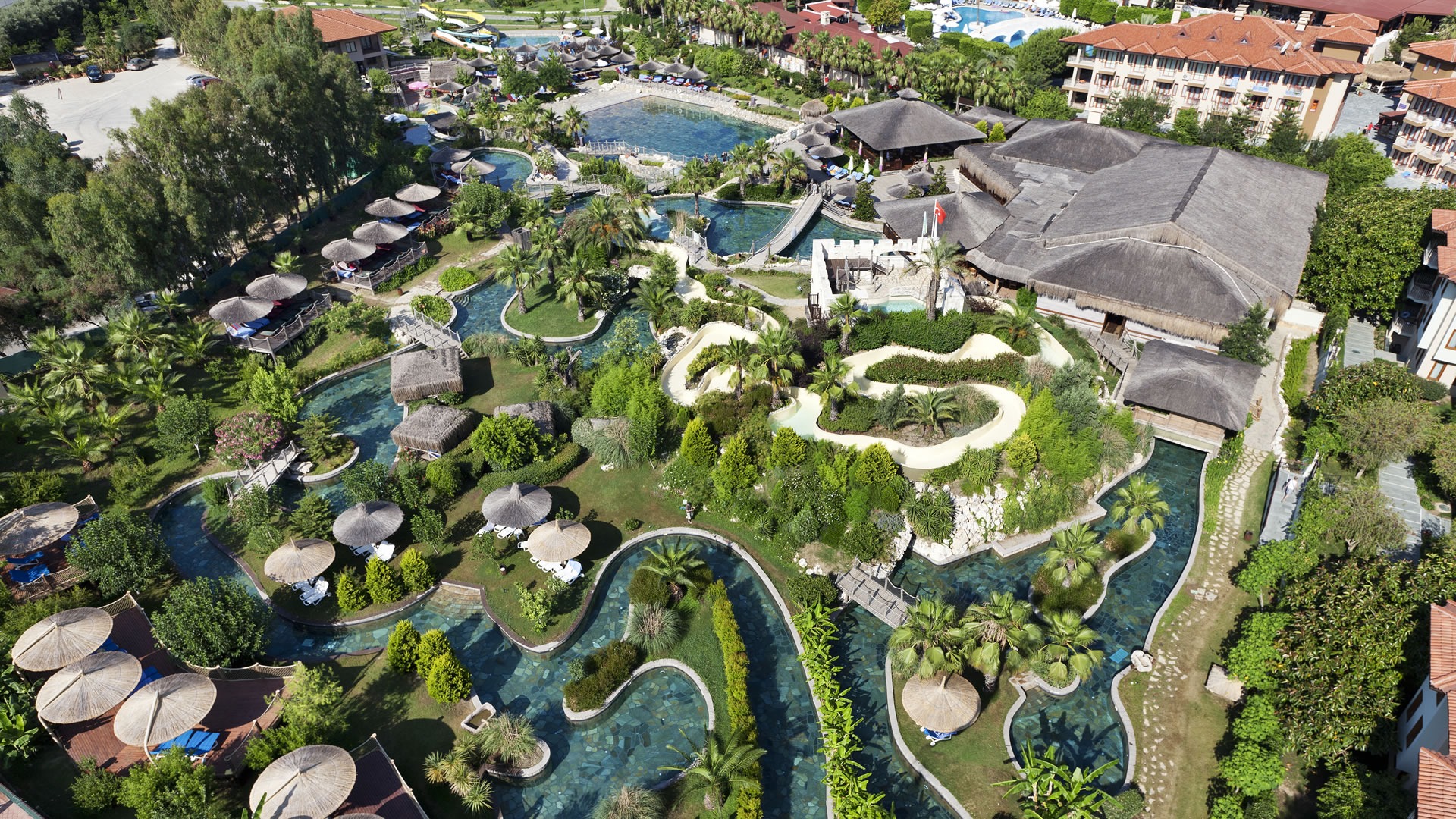 Club Grand Side Amazon Water World