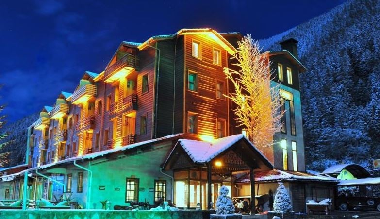 İnan Kardeşler Hotel
