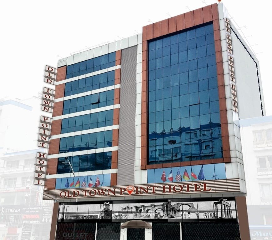 Old Town Point Hotel