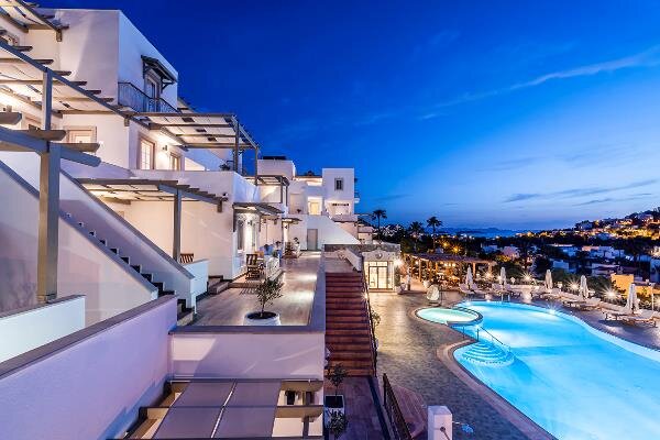 Elementa Boutique Hotel