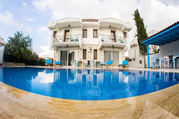Buğra Alaçatı Butik Otel
