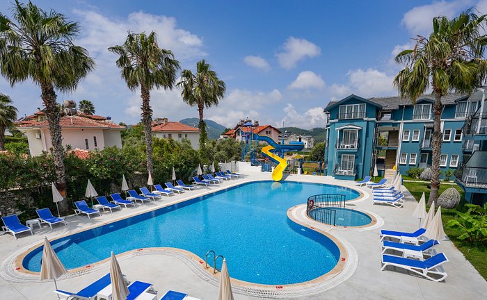 Blue Pearl Hotel & Villas