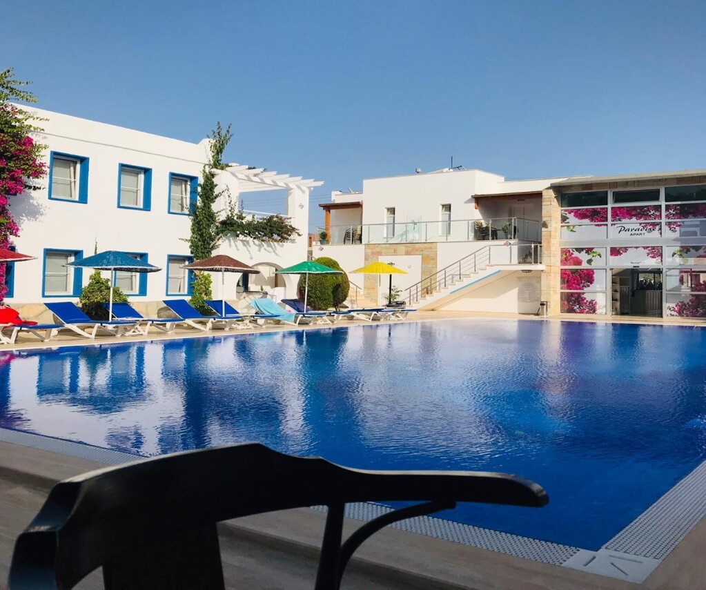 Paradise Apart Hotel