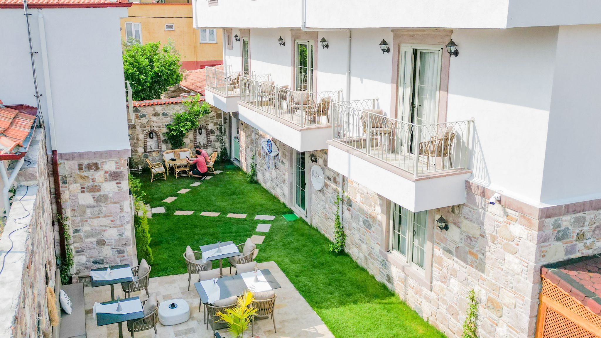 Parla Otel Küçükköy