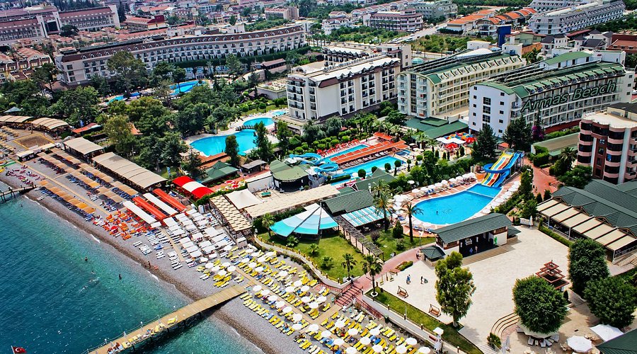 Armas Beach Hotel 