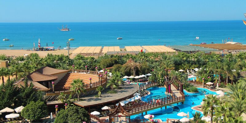 Royal Dragon Hotel