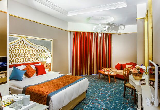 Royal Taj Mahal