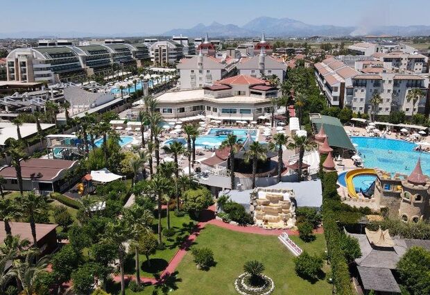 Aydınbey Famous Resort