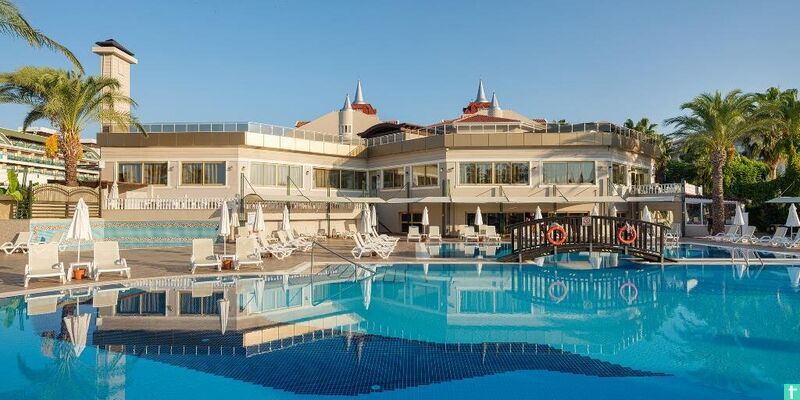 Aydınbey Famous Resort