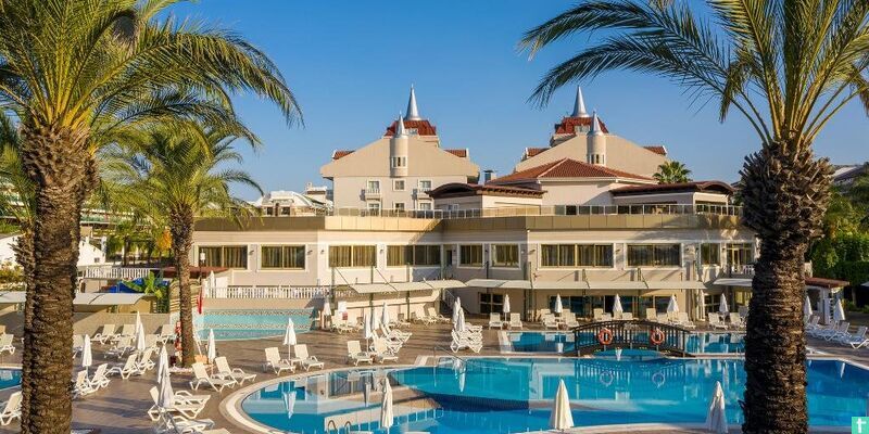 Aydınbey Famous Resort