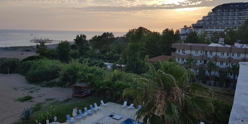 Skys Beach Hotel