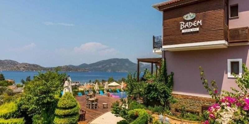Badem Tatil Evi