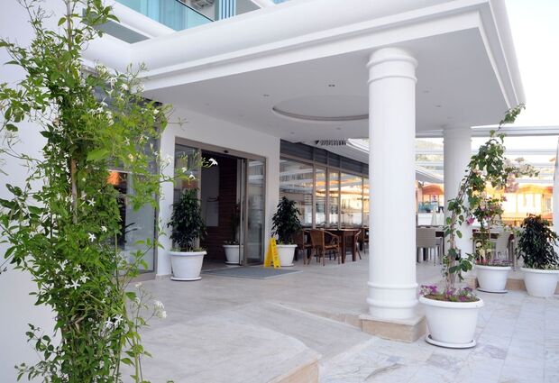 İdaş Hotel +16