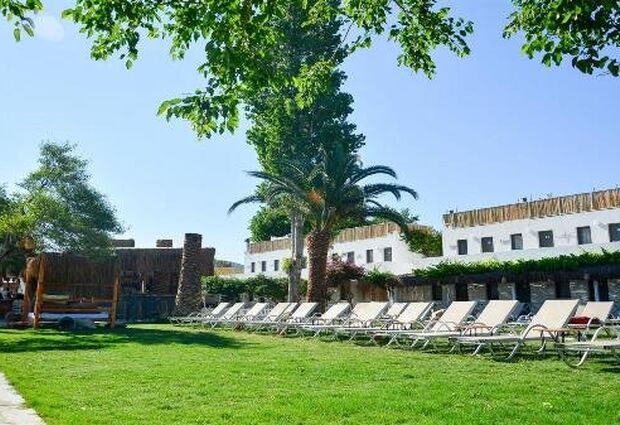 Daphnis Hotel