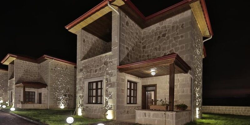 Elevres Stone House Hotel