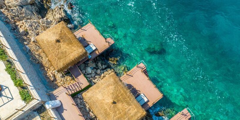 Lures Hotel Adults Only +16