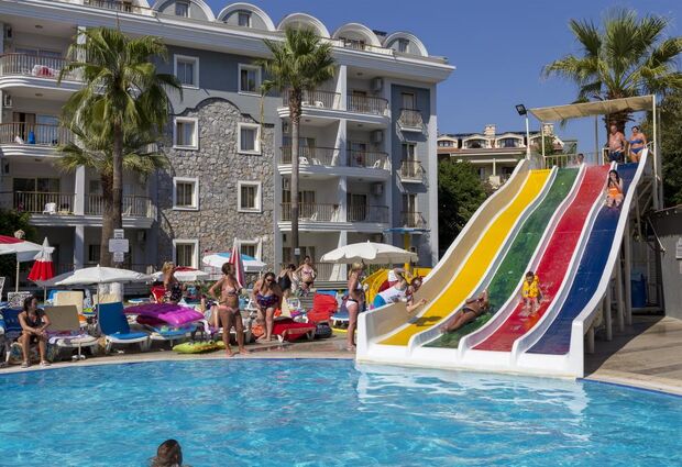 Alenz Suite Hotel