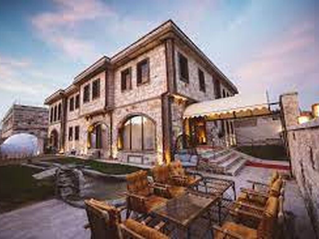 Ahiyan Hotel