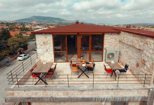 Ahiyan Hotel
