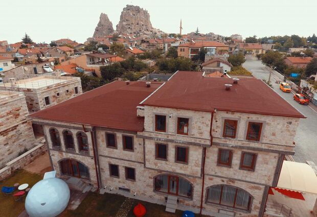 Ahiyan Hotel