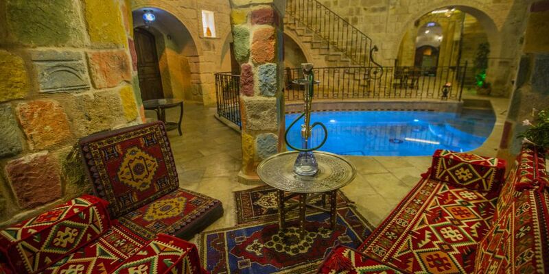 Capp Royal Cave Hotel