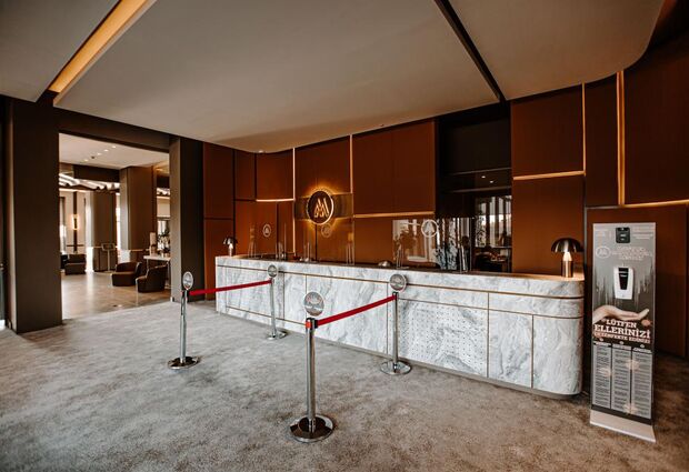Mustafa Hotel