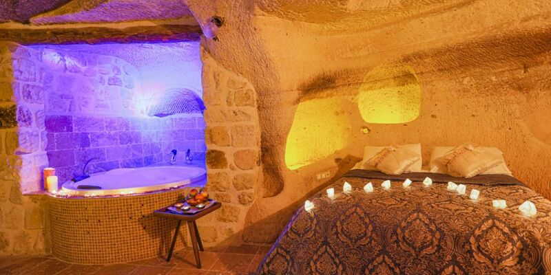 Sinasos Palace Cave Hotel