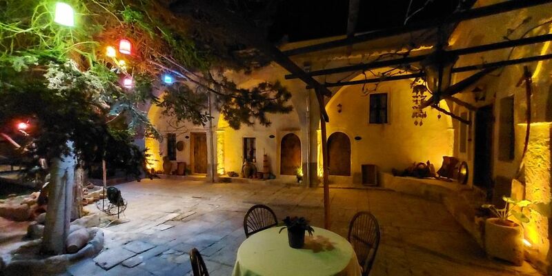 Armesos Cave Hotel