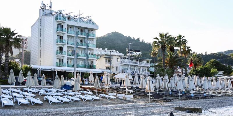 B&B Yüzbaşı Beach Hotel