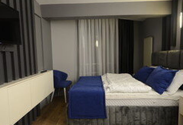 Snow Mount Hotel