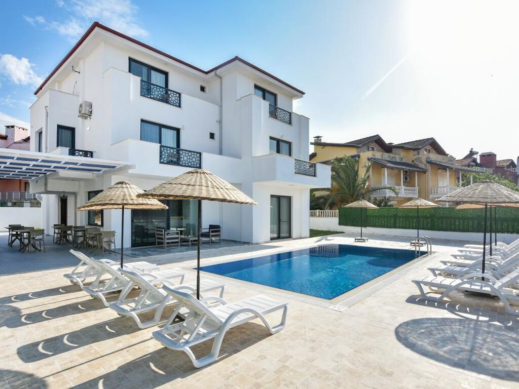 Beyaz Konak Sarımsaklı