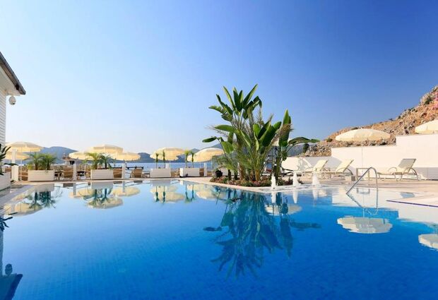 Big Poseidon Boutique Hotel Yacht Club