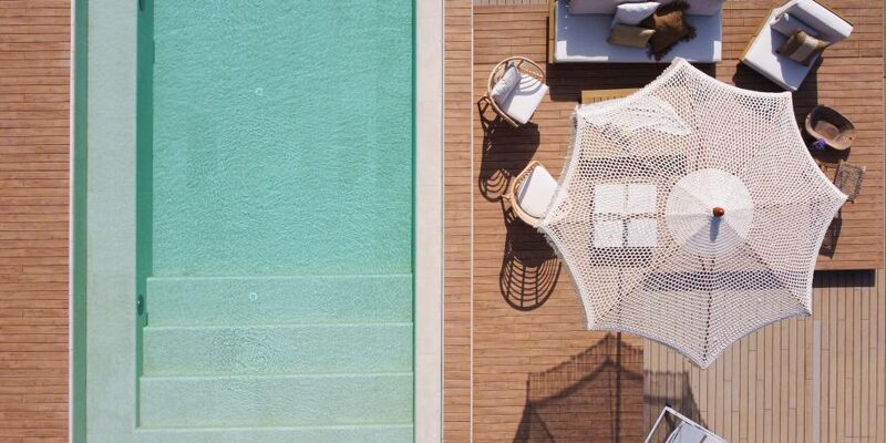 Birdcage 33
