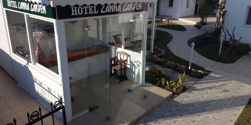 Canna Garden Hotel