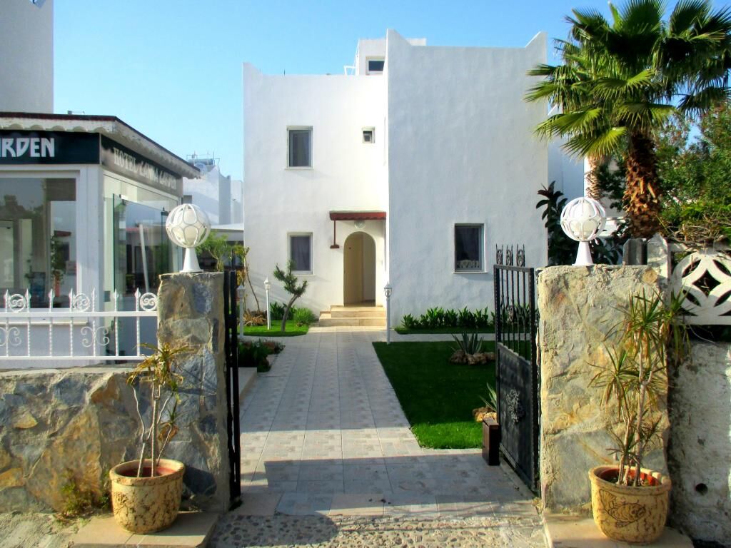 Canna Garden Hotel