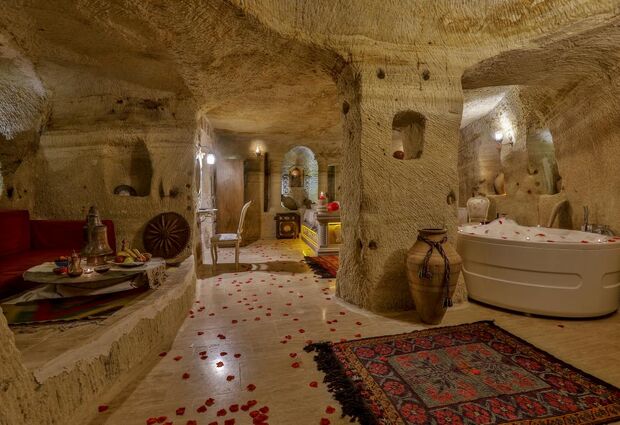 Casia Cave Suites