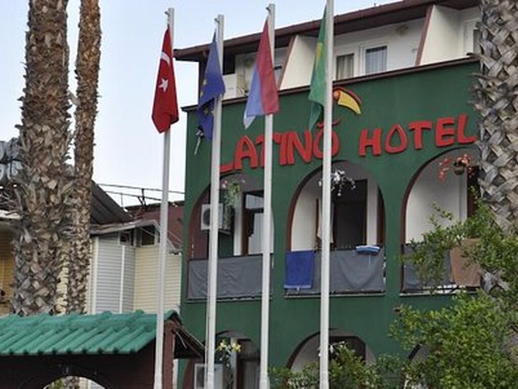 Latino Hotel