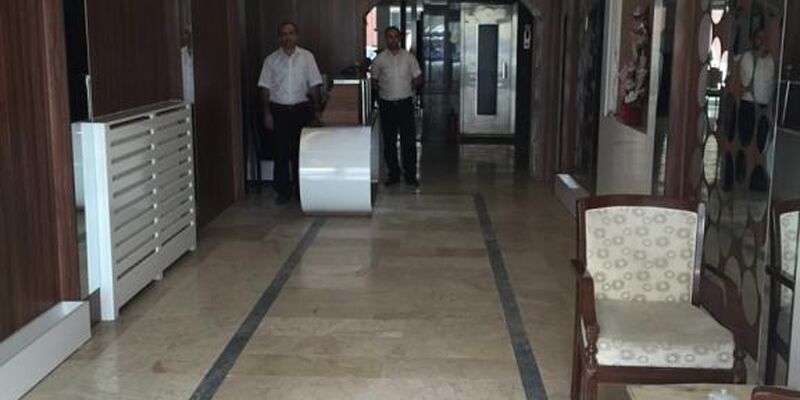 Cenas Otel