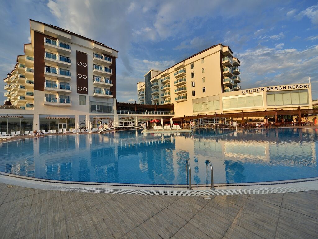 Çenger Beach Resort Hotel